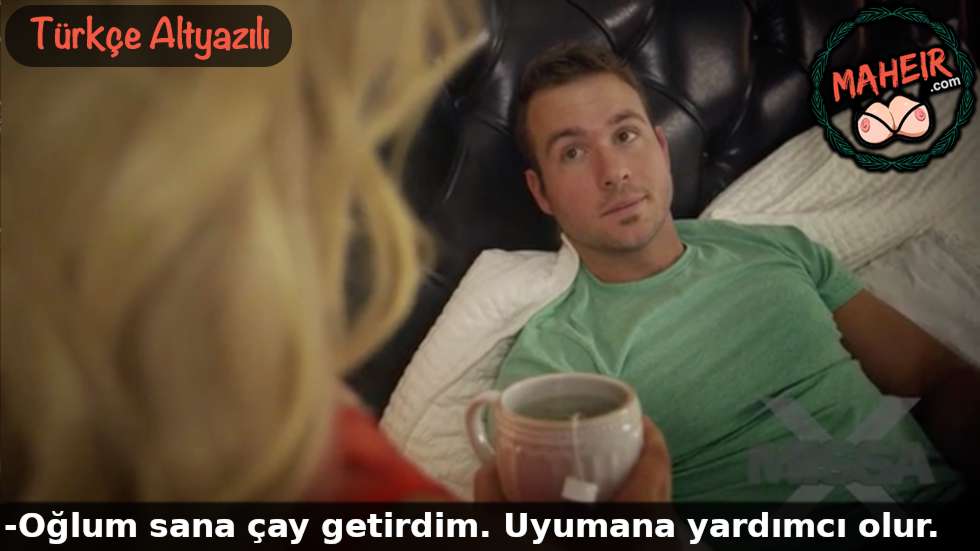 Oğluna Azdırıcı İçiren Olgun Anne Cinsel Arzularını Giderdi